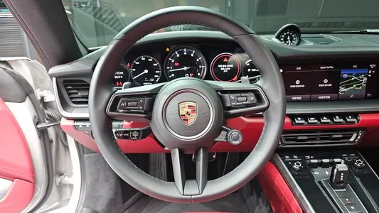 Porsche 911 (992) S 2024 11