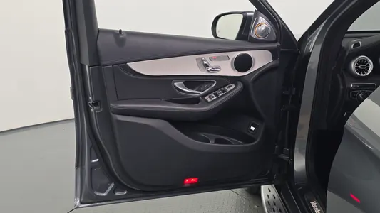 Mercedes-Benz GLC-Class X253 GLC220 d 4MATIC 2017 24