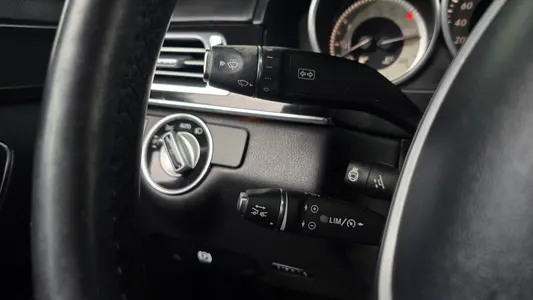 Mercedes-Benz E-Class W212 E400 4MATIC 2015 14