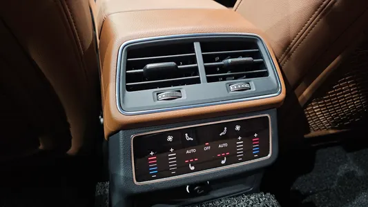 Audi A6 (C8) 45 TFSI 2020 34