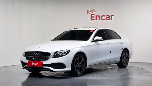 Mercedes-Benz E-Class W213 E300 2019