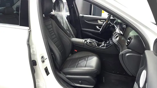 Mercedes-Benz E-Class W213 E300 2019 26