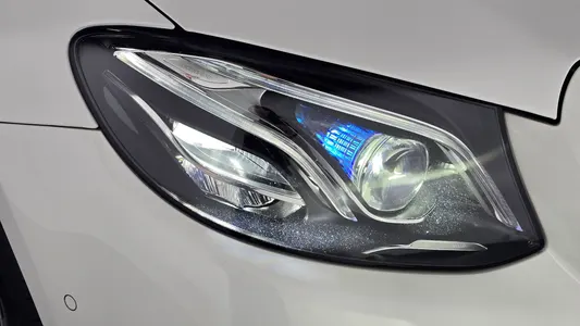Mercedes-Benz E-Class W213 E300 2019 22