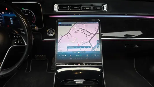 Mercedes-Benz S-Class W223 S580L 4MATIC 2021 14
