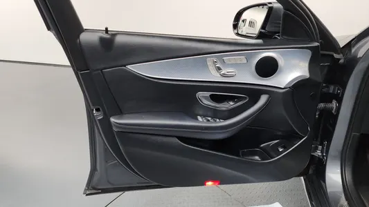 Mercedes-Benz E-Class W213 E250 2019 24