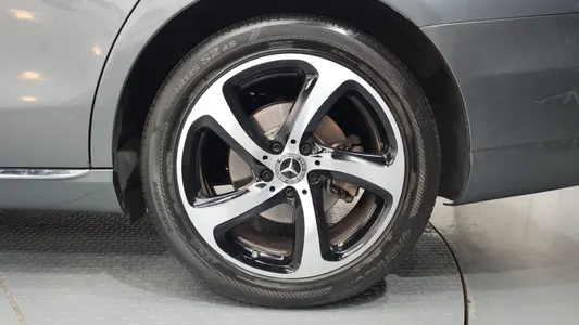 Mercedes-Benz E-Class W213 E250 2019 21