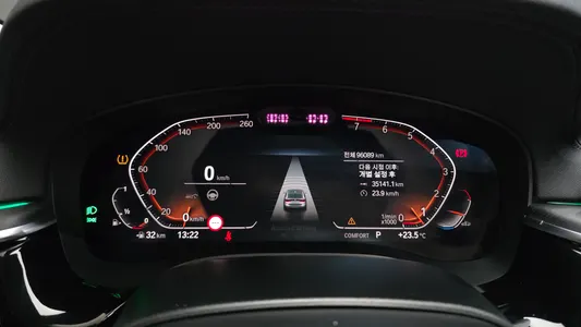 BMW 6 Series GT (G32) 630i xDrive 2021 8