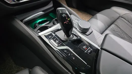 BMW 6 Series GT (G32) 630i xDrive 2021 9