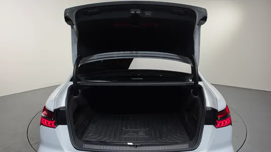 Audi A6 (C8) 45 TFSI 2019 27