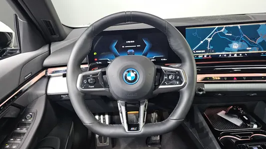 BMW i5 (G60) eDrive 40 M 2024 13