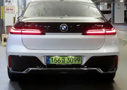 BMW 7 Series (G70) 740d xDrive M 2026 5