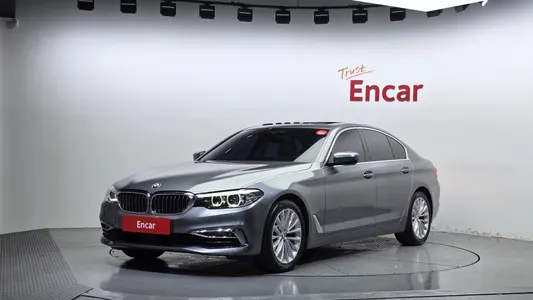 BMW 5 Series (G30) 530i 2019