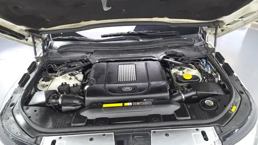Land Rover 4 4.4 SDV8 AB 2015 6