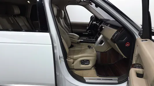 Land Rover 4 4.4 SDV8 AB 2015 10
