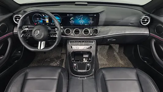 Mercedes-Benz E-Class W213 E220d 4MATIC AMG Line 2021 6