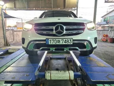 Mercedes-Benz GLC-Class X253 GLC300e 4MATIC 2021