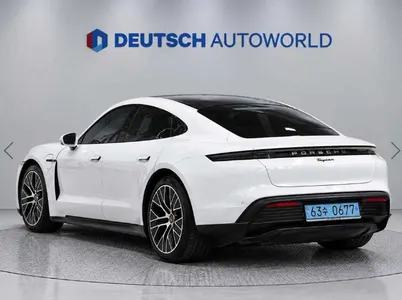 Porsche 타이칸 2023 4