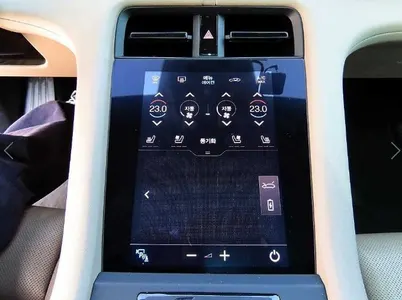 Porsche 타이칸 2023 13