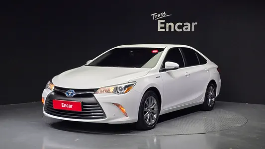 Toyota LE 2015
