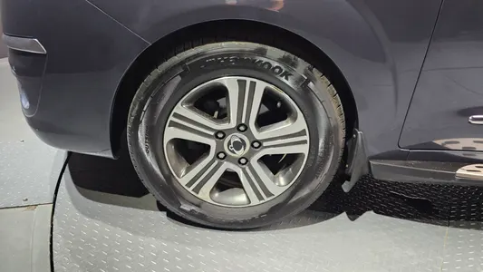 KG Mobility 코란도 투리스모 4WD 11 60th 2015 5