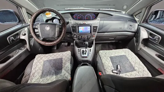 KG Mobility 코란도 투리스모 4WD 11 60th 2015 7