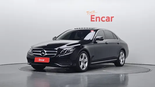 Mercedes-Benz E-Class W213 E200 2017