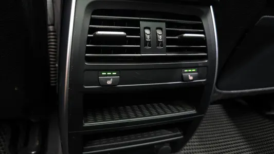 BMW 5 Series GT (F07) GT ED Edition 2014 19