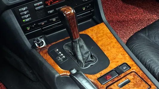 BMW 5 Series 528i 1996 9