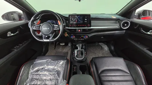 Kia K3 2 1.6 GT 5 2022 7