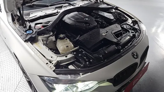 BMW 3 Series (F30) 320d M 2018 6