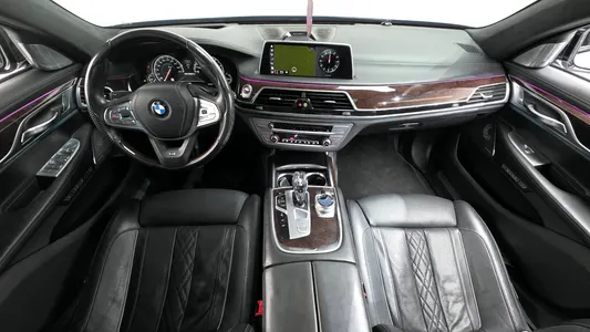 BMW 7 Series (G11) 750Li xDrive 2016 7