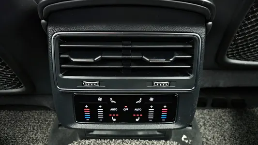 Audi Q8 (4M) 45 TDI 2020 18