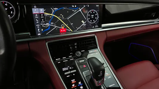 Porsche (971) 2.9 AWD E- 2020 14