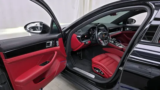 Porsche (971) 2.9 AWD E- 2020 10