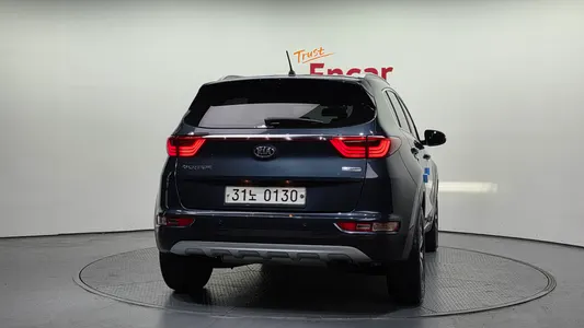 Kia 4 1.7 2WD 2016 4