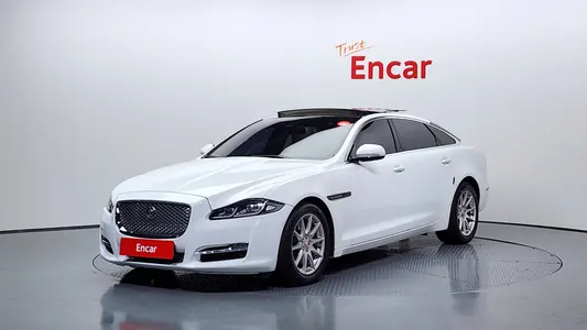 Jaguar All New XJ 2.0 LWB 2013