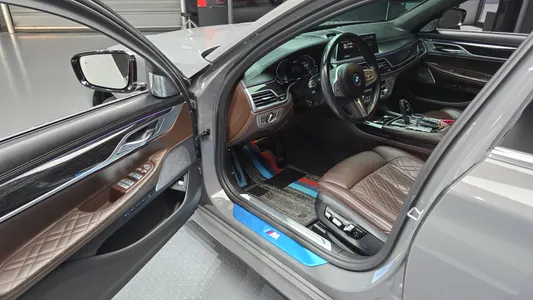 BMW 7 Series (G11) 745Le i M 2022 11