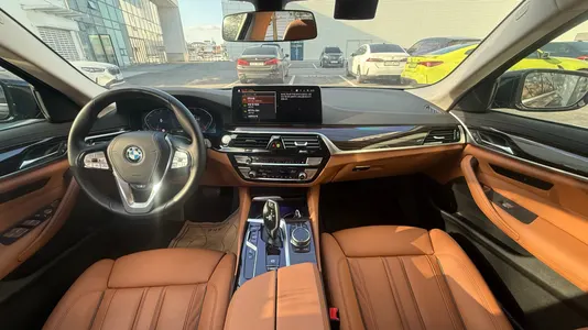 BMW 5 Series (G30) 520i 2023 7