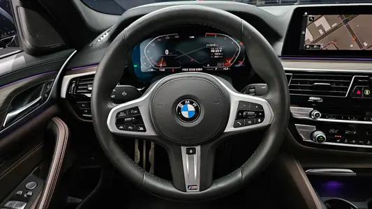 BMW 5 Series (G30) 520i M 2020 13