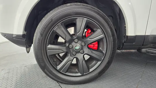 Land Rover 4 3.0 SDV6 SE 2015 5