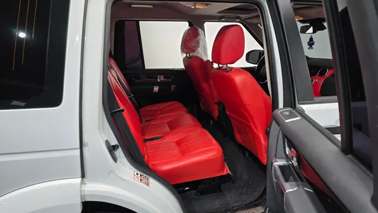 Land Rover 4 3.0 SDV6 SE 2015 12