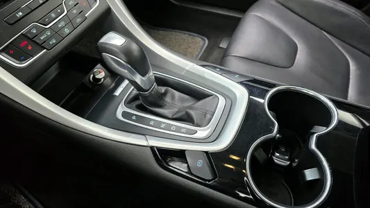 Ford 4 2.0 2015 9