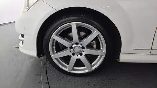 Mercedes-Benz C-Class W204 C200 CGI 2013 5
