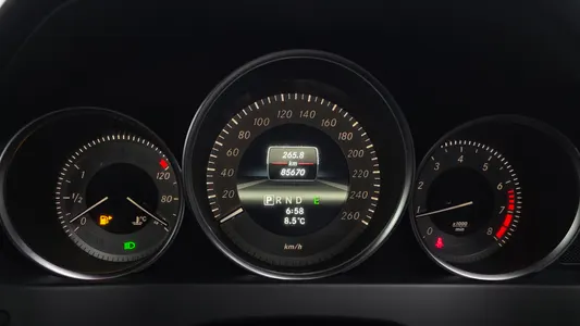Mercedes-Benz C-Class W204 C200 CGI 2013 8