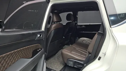 KG Mobility 렉스턴 2.2 4WD 2022 13