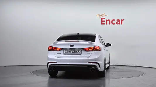 Hyundai AD 1.6 2017 4