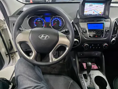 Hyundai ix 2WD LX20 2011 16