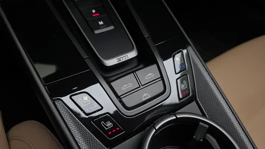 Porsche 911 (992) 2024 18