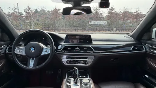 BMW 7 Series (G11) 740d xDrive M 2021 7