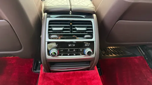 BMW 7 Series (G11) 740d xDrive M 2021 15